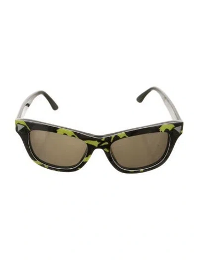 Pre-owned Valentino Rockstud Accents Wayfarer Sunglasses In Green