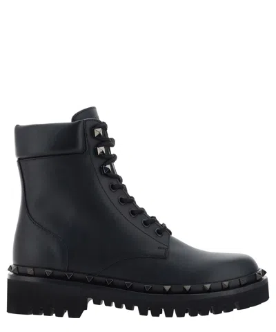 Valentino Garavani Rockstud Ankle Boots In Black