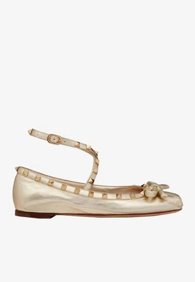 VALENTINO GARAVANI ROCKSTUD BALLERINAS IN LAMINATED NAPPA LEATHER