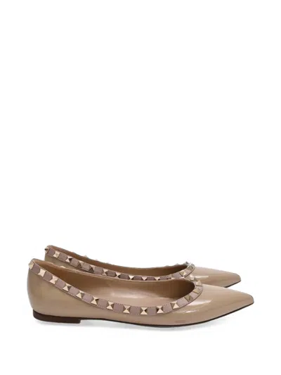 Pre-owned Valentino Garavani Rockstud Ballet Flats In Neutrals