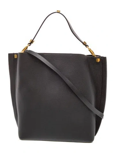 Pre-owned Valentino Garavani Rockstud Bucket Bag In Black