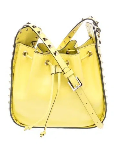Pre-owned Valentino Garavani Rockstud Bucket Bag In Yellow