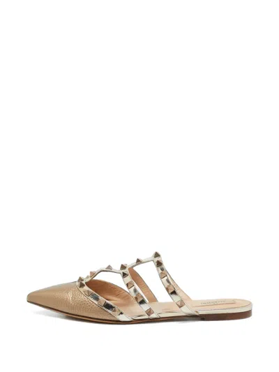 Pre-owned Valentino Garavani Rockstud Caged Mules In Gold