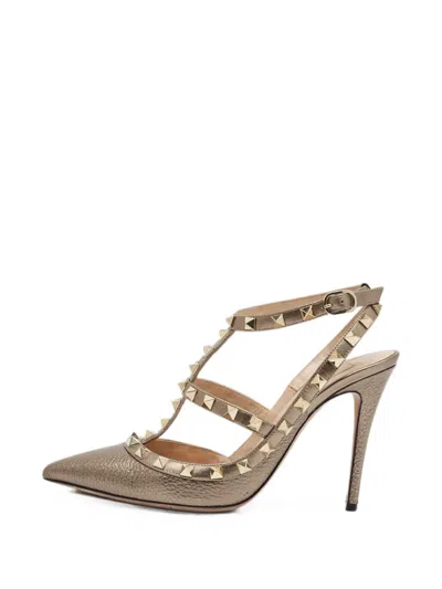 Pre-owned Valentino Garavani Rockstud Caged Pumps In Gold