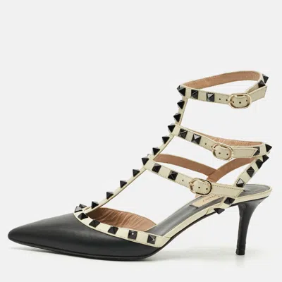 Pre-owned Valentino Garavani Rockstud Caged Size 38 Black/white Leather And Patent Leather Pumps