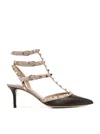 Valentino Garavani Two-tone Leather Rockstud Pumps In Black
