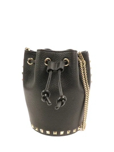 Pre-owned Valentino Garavani Rockstud Chain Bucket Bag In Black