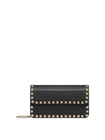 Valentino Garavani Rockstud Chain Pouch In Garnet Calfskin In Black