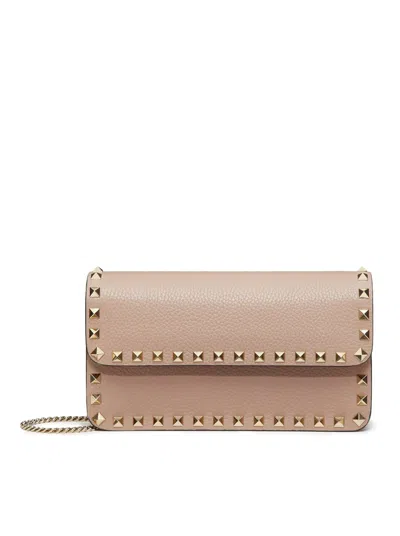 Valentino Garavani Rockstud Chain Pouch In Garnet Calfskin In Nude