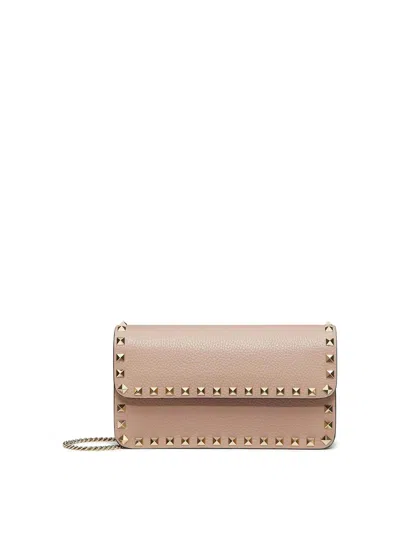 Valentino Garavani Rockstud Chain Pouch In Garnet Calfskin In Nude