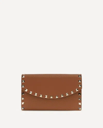 Valentino Garavani Rockstud Chain Wallet In Brown