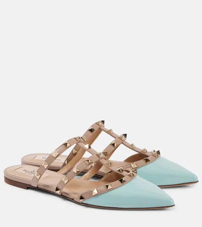 Valentino Garavani Rockstud Classic Leather Mules In Blau