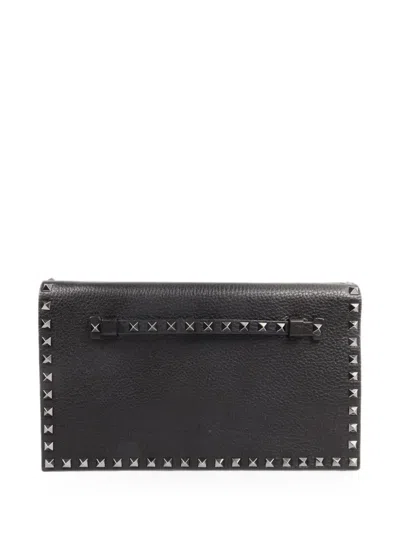 Pre-owned Valentino Garavani Rockstud Clutch Bag In Black