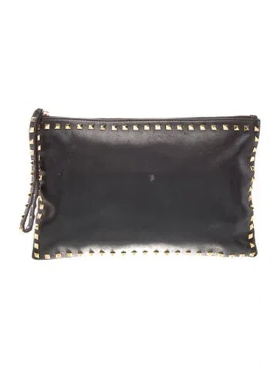 Pre-owned Valentino Garavani Rockstud Clutch In Black