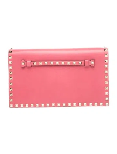 Pre-owned Valentino Garavani Rockstud Clutch In Pink