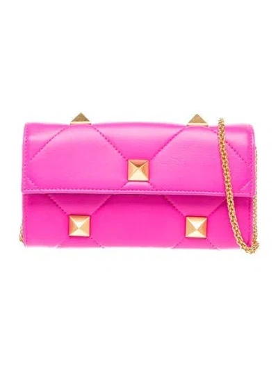 Pre-owned Valentino Garavani Rockstud Clutch In Pink