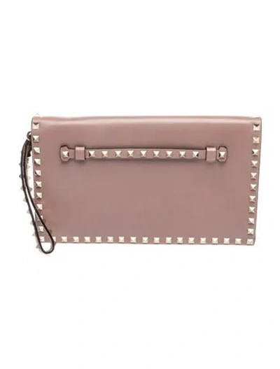 Pre-owned Valentino Garavani Rockstud Clutch In Pink