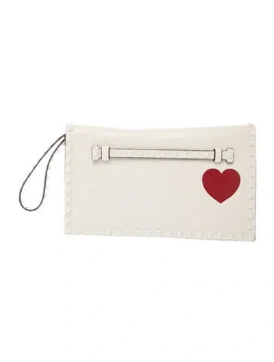 Pre-owned Valentino Garavani Rockstud Clutch In White