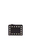 Valentino Garavani Rockstud Grainy Calfskin Cardholder With Zip Woman Black Uni In Black