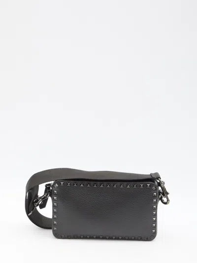 Valentino Garavani Rockstud Crossbody Bag In Black