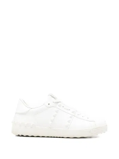 Pre-owned Valentino Garavani Rockstud-embellishment Lace-up Sneakers In White