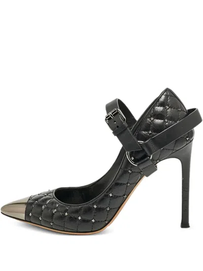 Pre-owned Valentino Garavani Rockstud-embellishment Leather Pumps In Black
