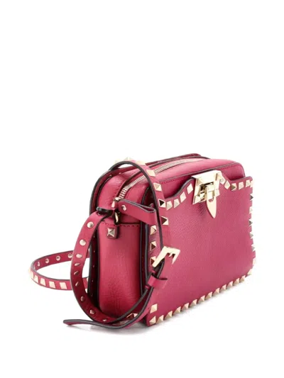 Pre-owned Valentino Garavani Rockstud Flip Lock Camera Leather Crossbody Bag In Pink