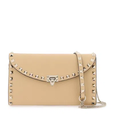 Valentino Garavani Rockstud Flip Shoulder Bag In Nude