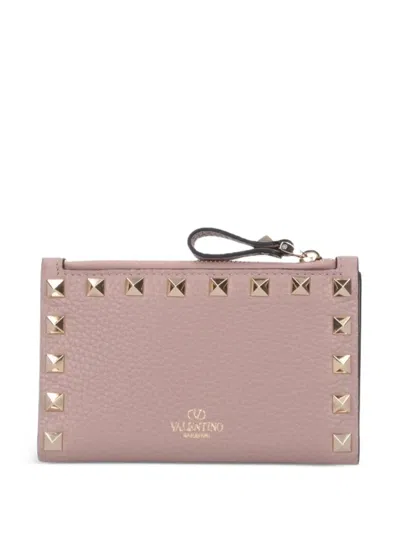Valentino Garavani Rockstud Grainy Calfskin Cardholder With Zip In Pink