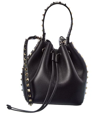 Valentino Garavani Valentino Rockstud Grainy Leather Bucket Bag In Black