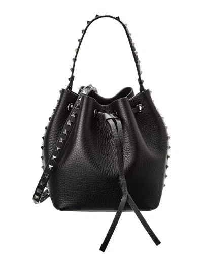 Valentino Garavani Valentino Rockstud Grainy Leather Bucket Bag In Black