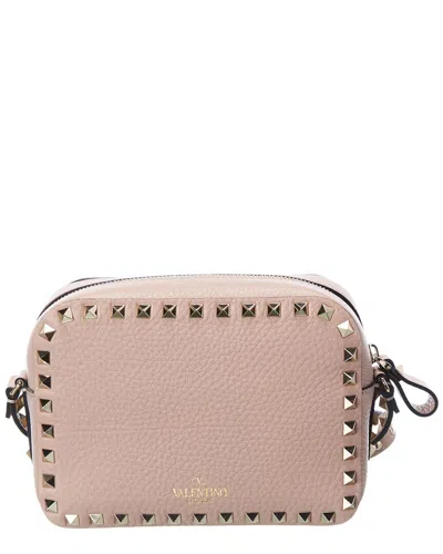 Valentino Garavani Rockstud Grainy Leather Camera Bag In Pink