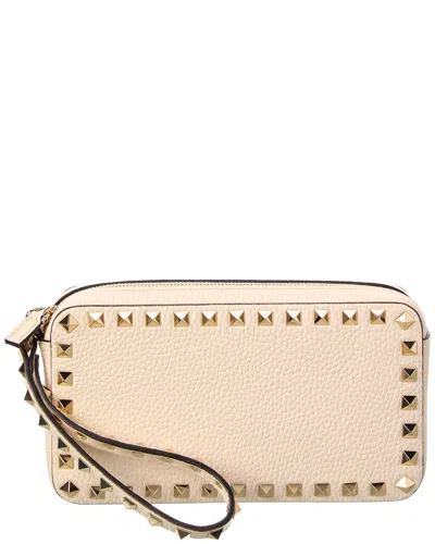 Valentino Garavani Valentino Rockstud Grainy Leather Clutch In White