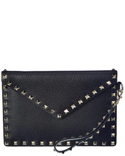 Valentino Garavani Valentino Rockstud Grainy Leather Pouch In Black