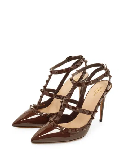 Pre-owned Valentino Garavani Rockstud Heeled Pumps In Brown