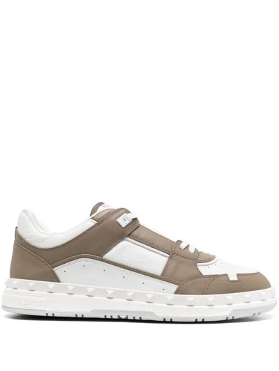 VALENTINO GARAVANI ROCKSTUD LACE-UP SNEAKERS