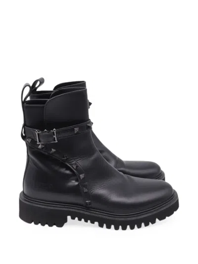 Pre-owned Valentino Garavani Rockstud Leather Ankle Boots In Black