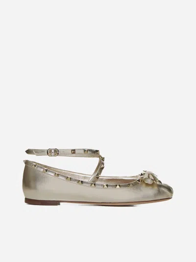 Valentino Garavani Rockstud Bow Detailed Ballerinas In Silver