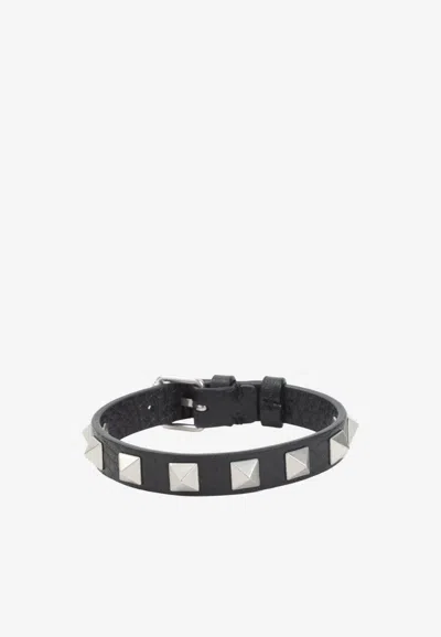 Valentino Garavani Rockstud Leather Bracelet In Black