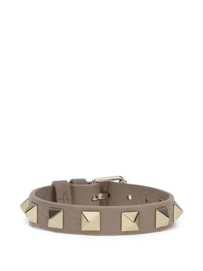 Valentino Garavani Rockstud Leather Bracelet In Neutral