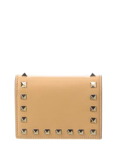 Valentino Garavani Valentino Rockstud Leather Card Holder In Brown