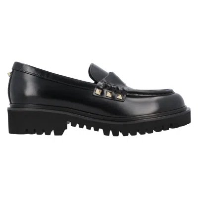 Valentino Garavani Valentino Rockstud Leather Loafers In Black