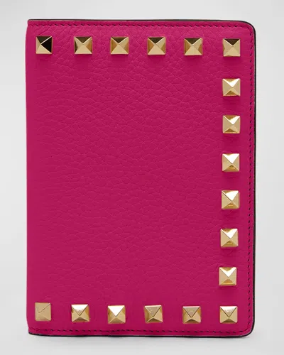 Valentino Garavani Rockstud Leather Passport Cover In Pink