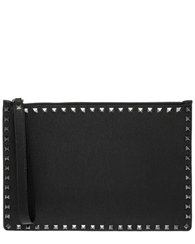 Valentino Garavani Valentino Rockstud Leather Pouch In Black