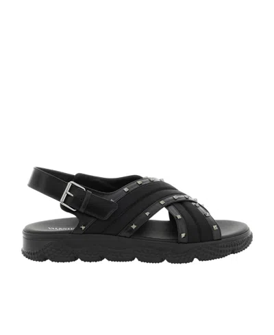 Valentino Garavani Rockstud Leather Sandals In Black