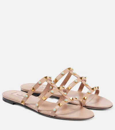 Valentino Garavani Rockstud Metallic City Flat Slide Sandals In Poudre