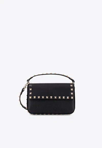 Valentino Garavani Rockstud Leather Shoulder Bag In Black