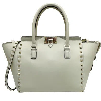 Valentino Garavani Rockstud Leather Shoulder Bag () In White