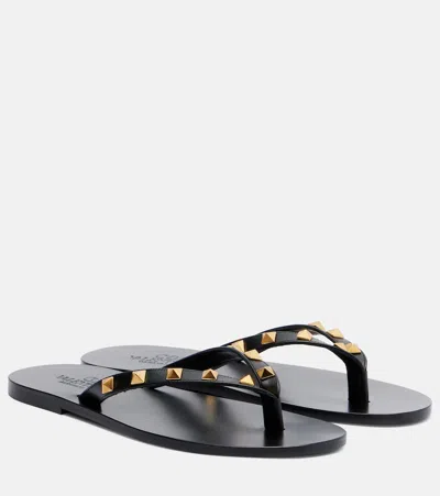 Valentino Garavani Valentino Rockstud Thong Sandals T.05 In Black