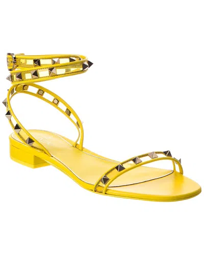 Valentino Garavani Valentino Rockstud Leather-trim Sandal In Yellow